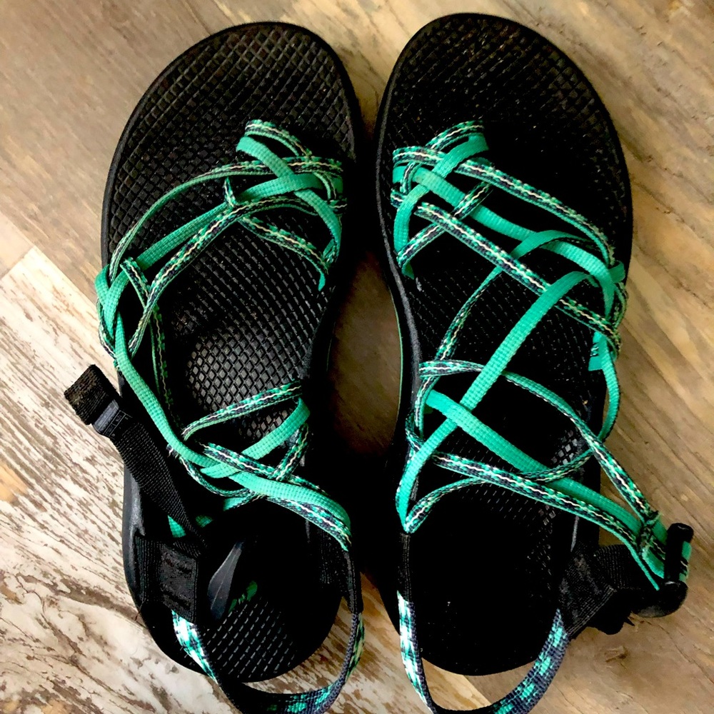 Women’s Chacos- 8.5